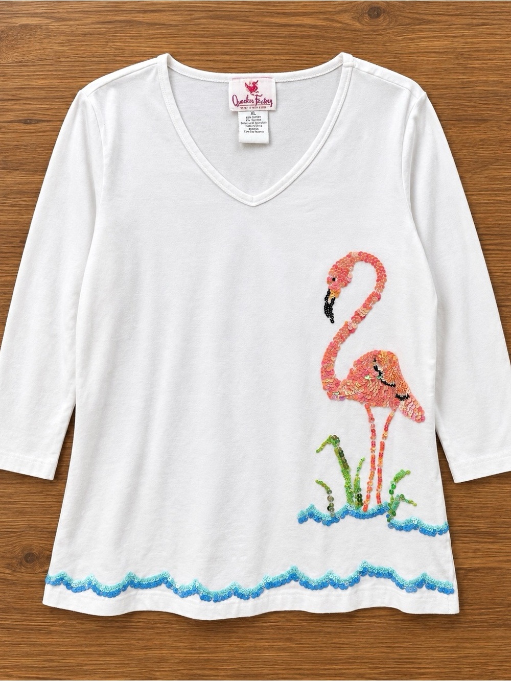 Quacker Factory Women’s XL White Sequin Flamingo V-Neck 3/4 Sleeve T-Shirt